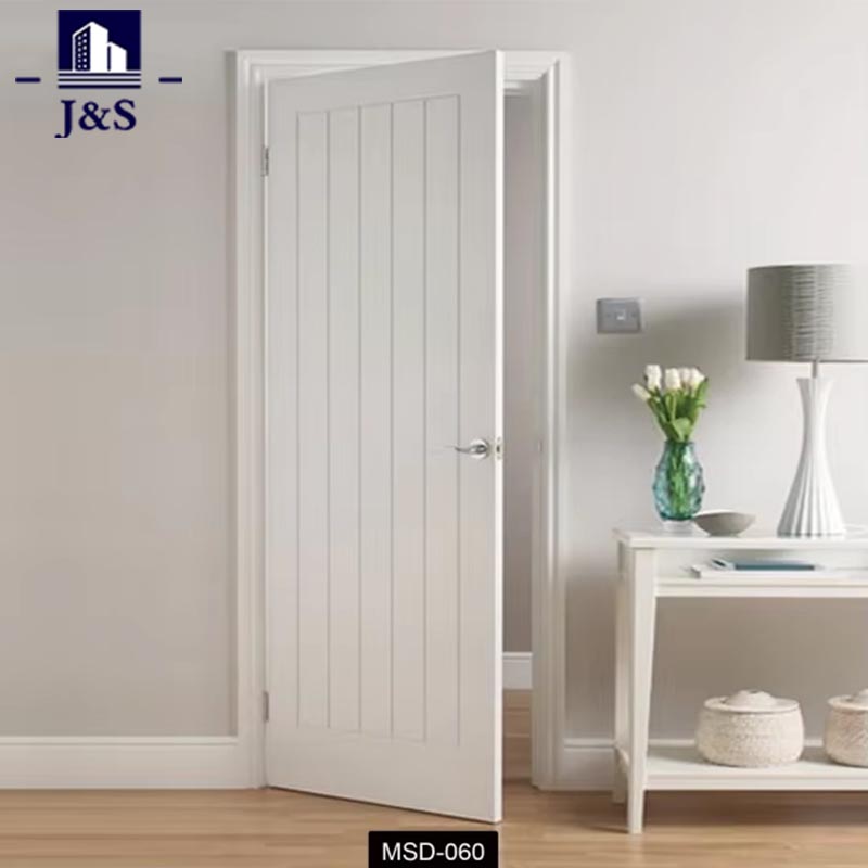 Modernit valkoiset sisäovet